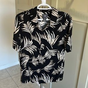 H&M Button Down T-shirt